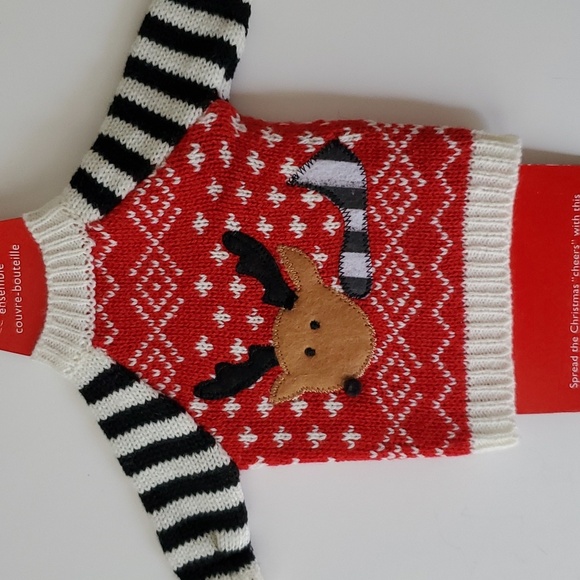 Pier 1 Imports Christmas Reindeer 2 Piece Bottle Cover Set NWT - Picture 2 of 6